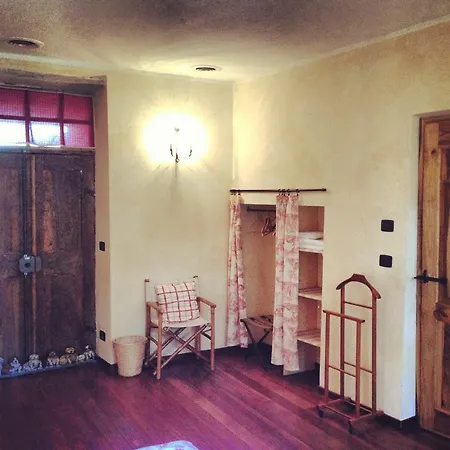 Alloggio per agriturismo Le 5 Frecce *